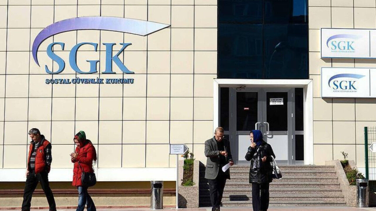 Sgk Ptt Ve Troy Arasinda Emekliler Icin Isbirligi Protokolu Imzalandi Giw9