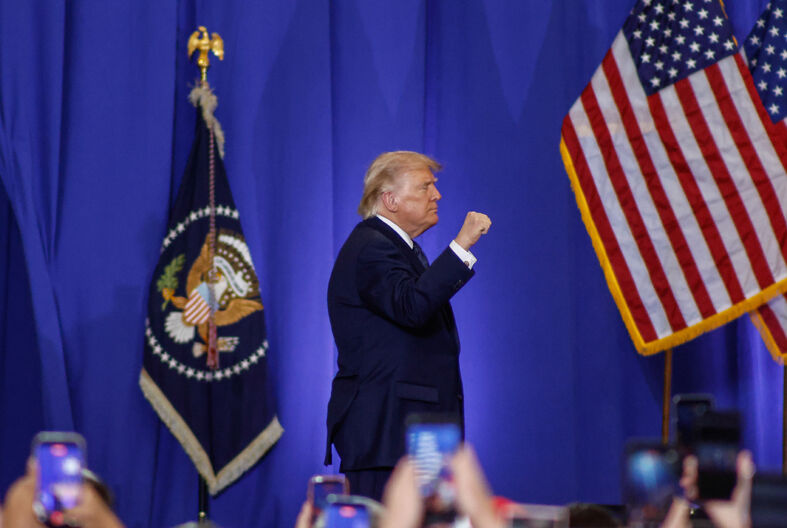 Trump24-2