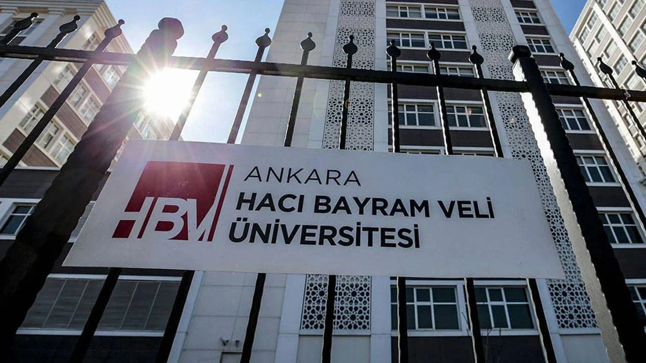 Universitede Ulkucu Tehdidi Universiteye Silah Soktular Iddiasi