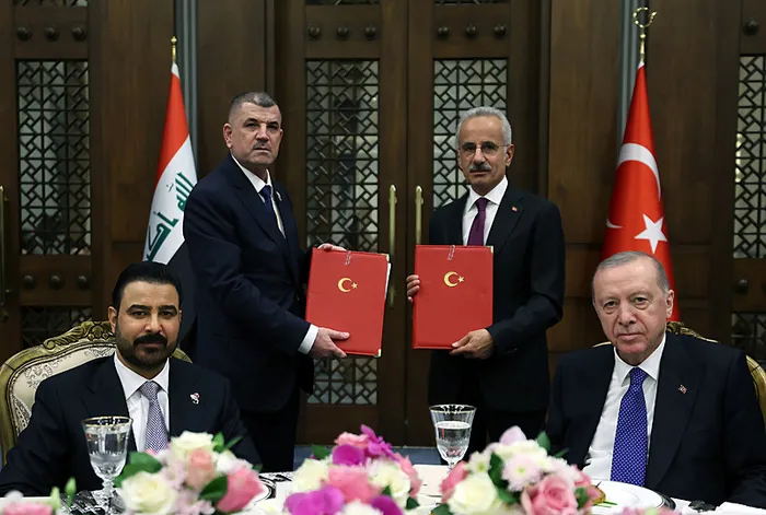 0X0 Irakli Bakan Once Diretti Sonra Imzaladi Kalkinma Yolu Projesi Kimleri Rahatsiz Etti Iste Perde Arkasinda Yata 1785325665605