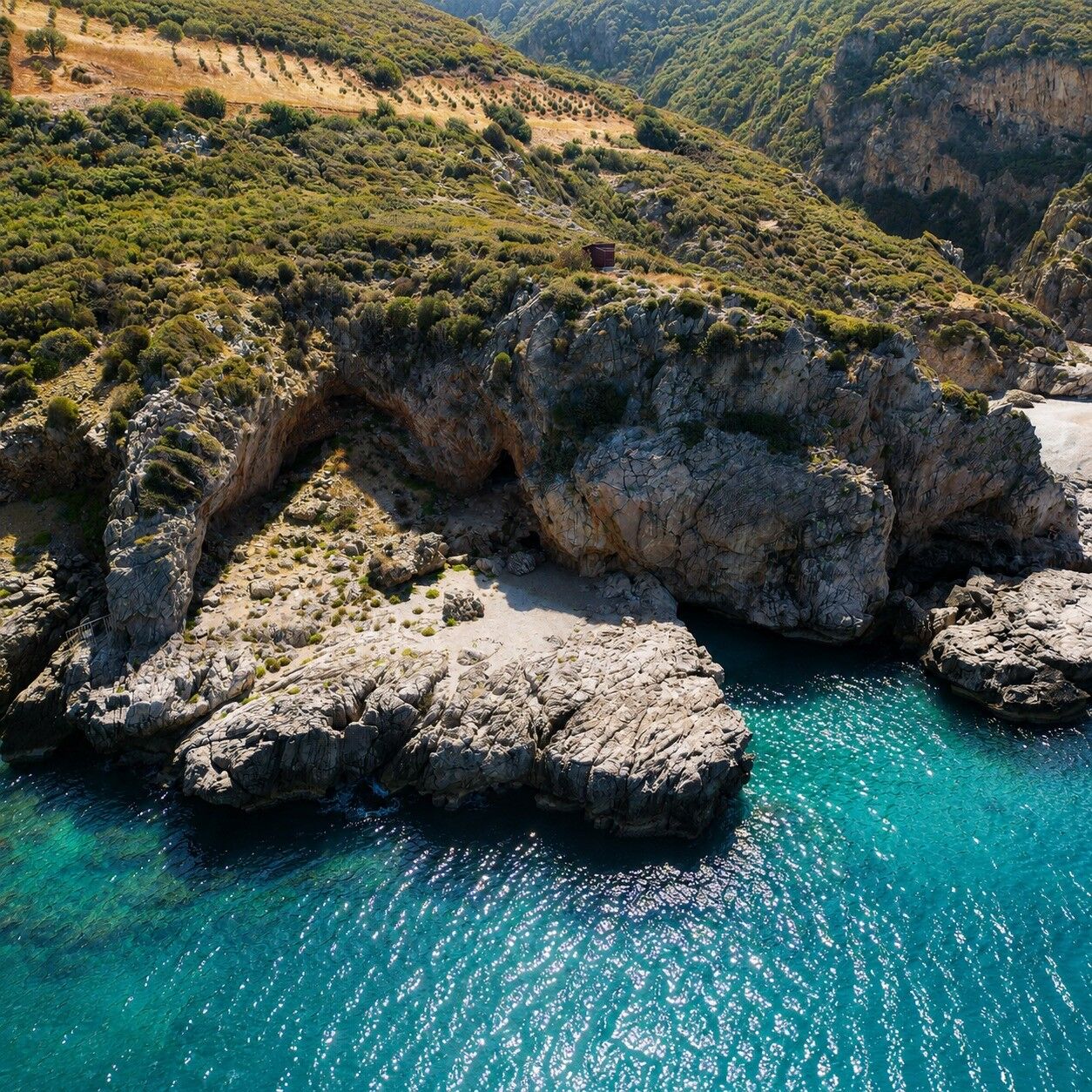 Bu mağarada insan kalıntıları bulunuyor