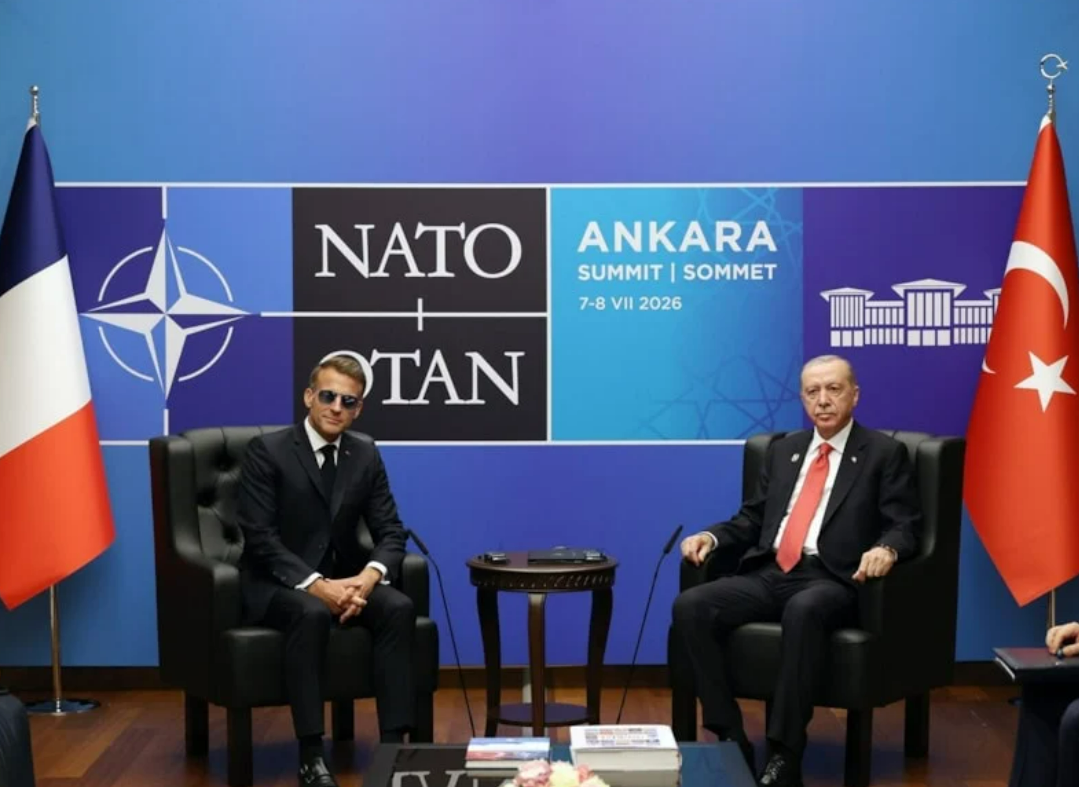 Cumhurbaşkanı Erdoğan’ın Nato Görüşmeleri Sürüyor! Macron Ile Bir Araya Geldi (1)