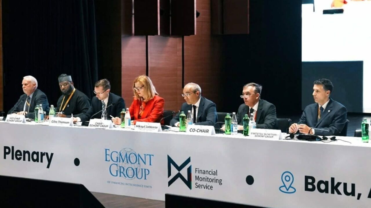 Egmont2