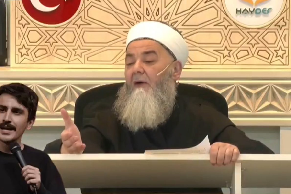 Cübbeli Ahmet’ten Deniz Göktaş yorumu: “Kutsallara hakarette caydırıcı ceza olmalı”