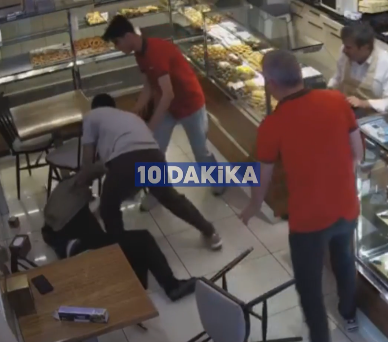 Fatih'te korku dolu anlar! Kasiyerin çağırdığı sevgilisi yaşlı adama saldırdı
