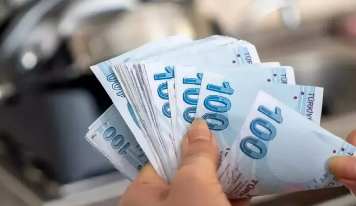Emeklilere Bir Ek Odeme Daha Tanimlandi Ay Sonuna Kadar Hesaplara 8 Bin Tl Gececek1 Copy