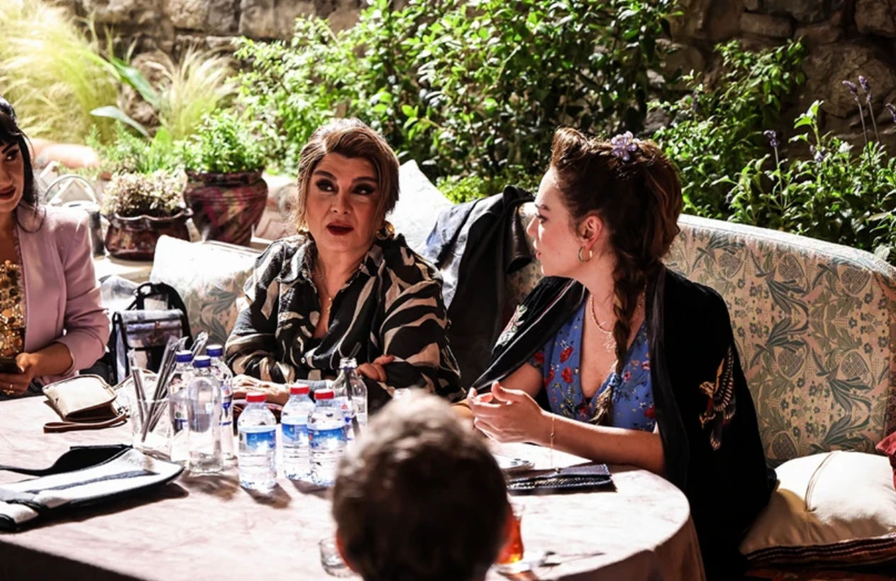 İkinci Film Merakla Bekleniyor Aile Arasında 2’Nin Çekimleri Tamamlandı! (2)