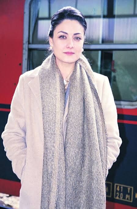Images (21)-22