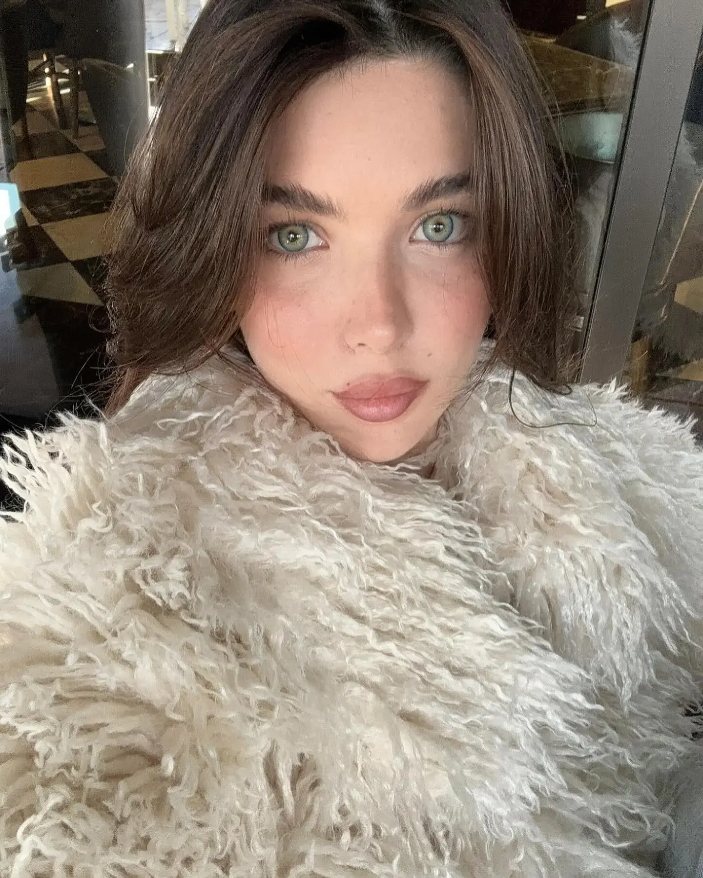 Irem Haznedar Kimdir