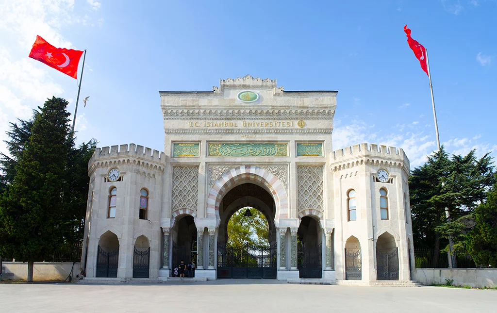 Istanbul Universitesi-1