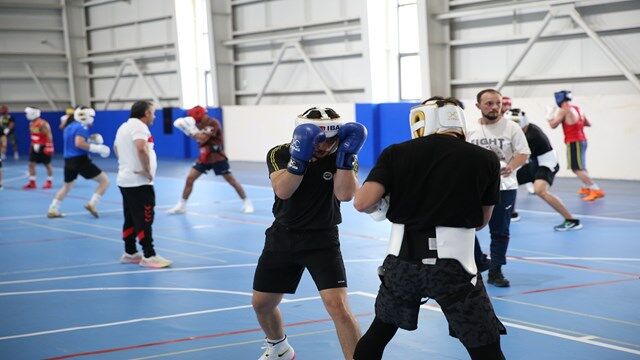 Kazakistan Türkiye Boks2