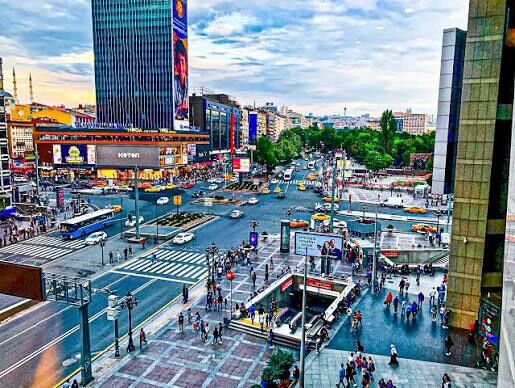 Kizilay Meydan