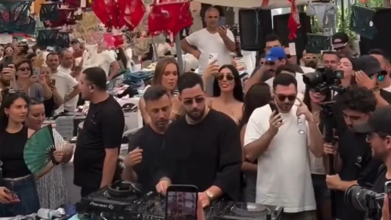 Mahmut Orhandan Bu Kez Pazar Konseri Zhbd