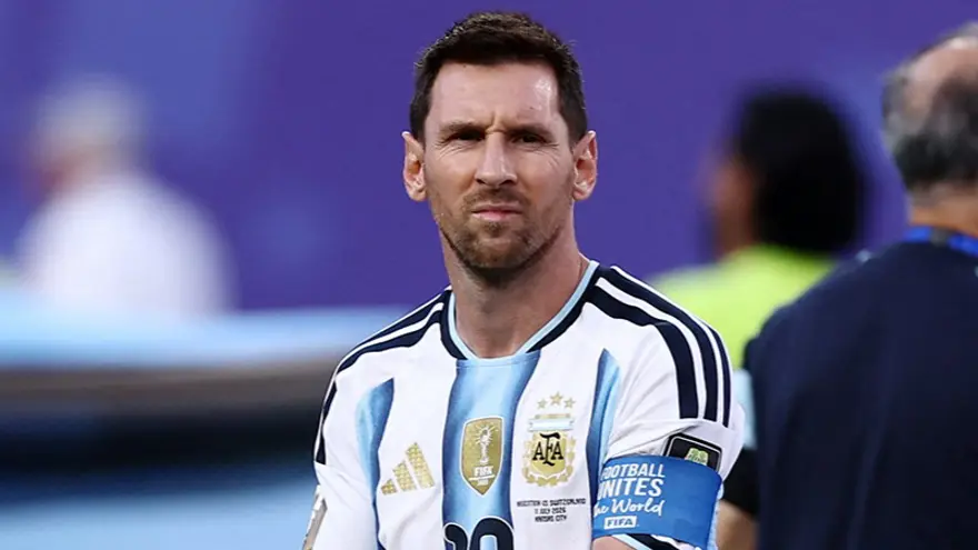 Messi1 392048(3)