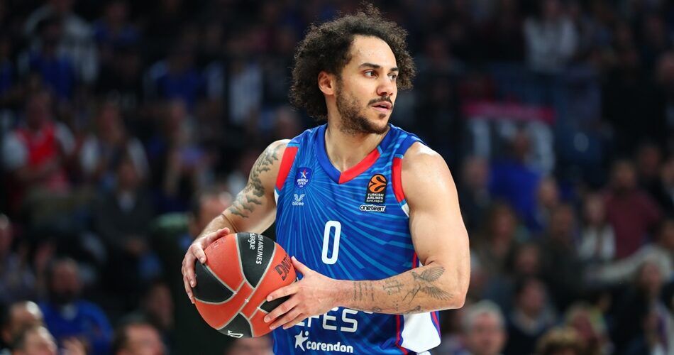 Shane Larkin Anadolu Efes