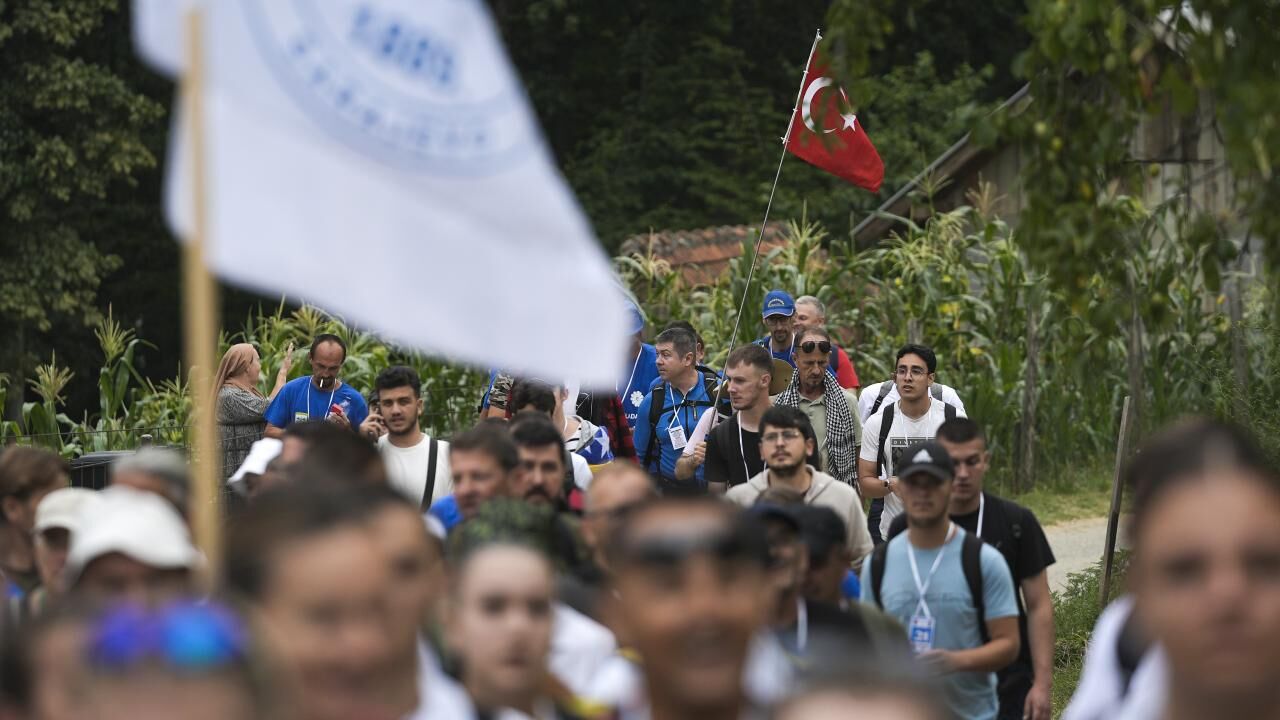 Srebrenista Yürüyüş6