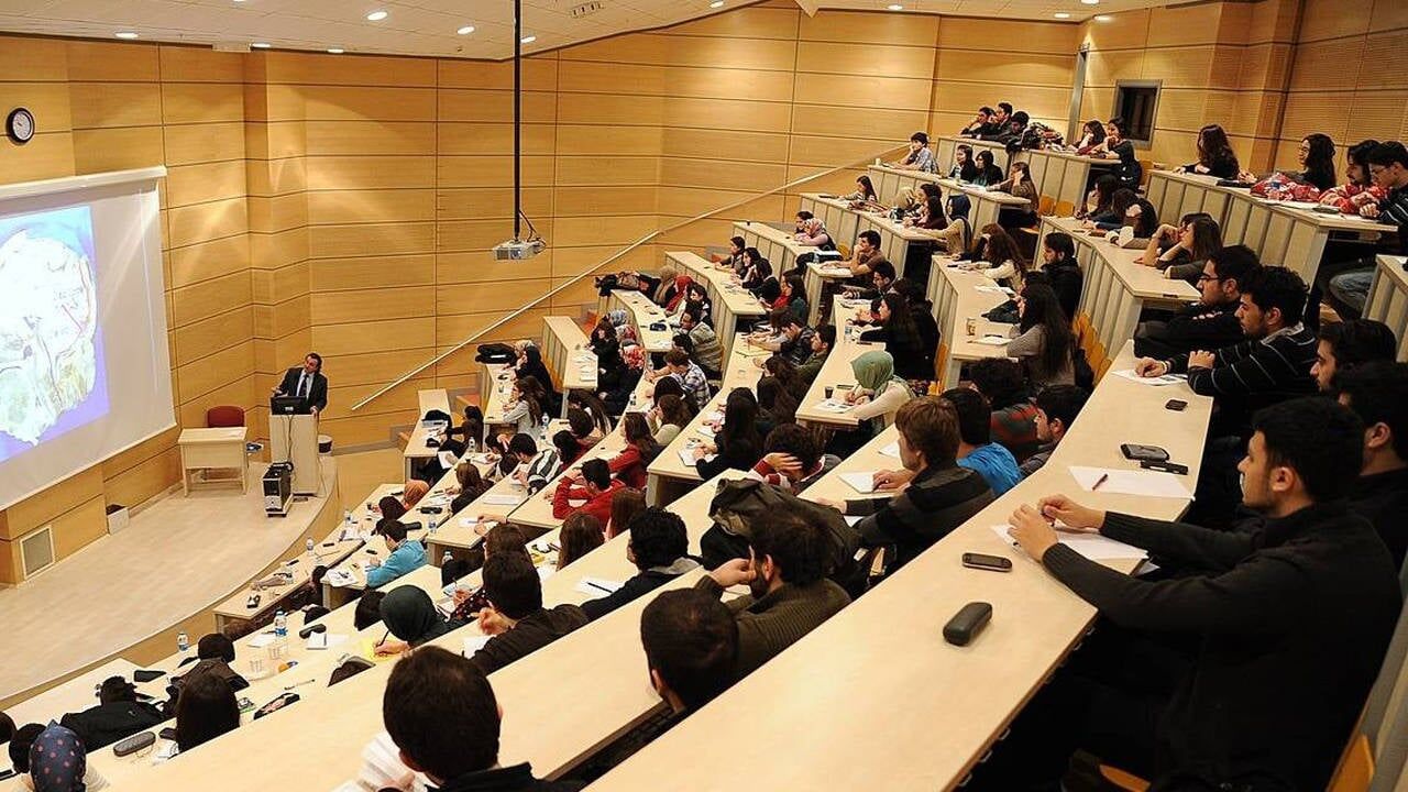 Universite Kayitlarinda Fiyasko 10 Kontenjanin Ikisi Bos Kaldi