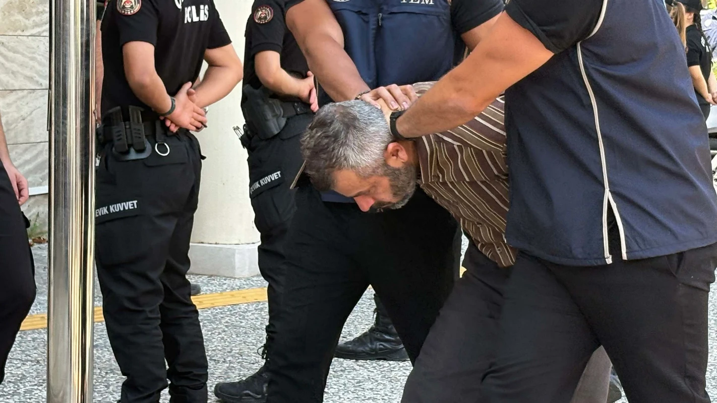 087Dfb0F Fetonun Suikast Timindeki Burkay Karatepe Yer Gosterdi Gomulen Silahlar Icin Arama Baslatildi