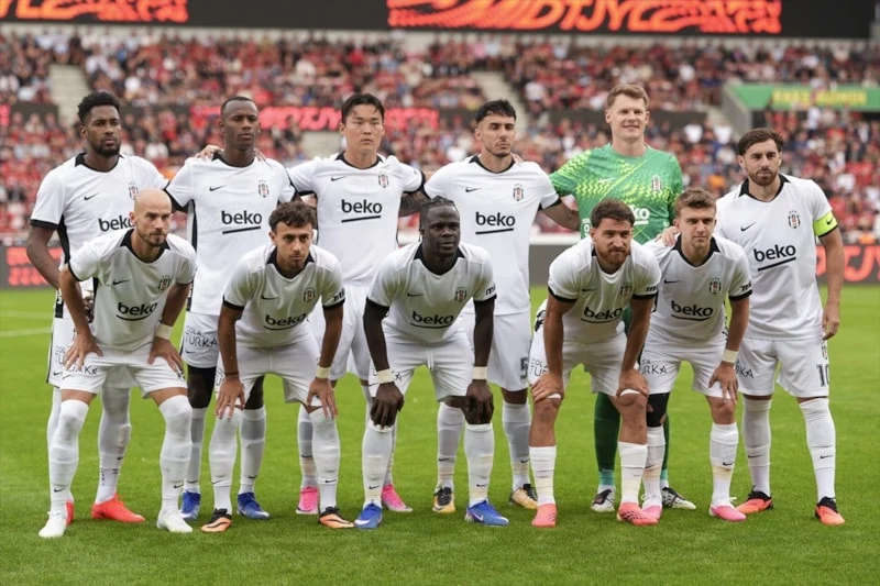 Beşiktaş'ın Hradec Kralove kadrosu açıklandı: Trossard detayı dikkat çekti