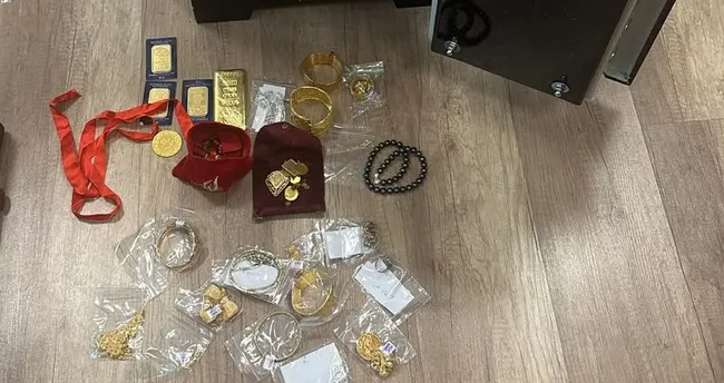 650X344 Alihan Kurisin Celik Kasasindan Servet Cikti 3 Milyon Dolarlik Cek Ve Milyonluk Altin 1786808958161