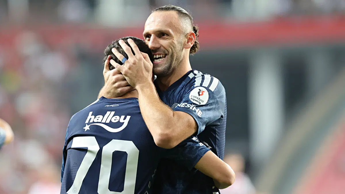 Aa 20260830 42345824 42345823 Samsunspor Fenerbahce 963291(2) (1)