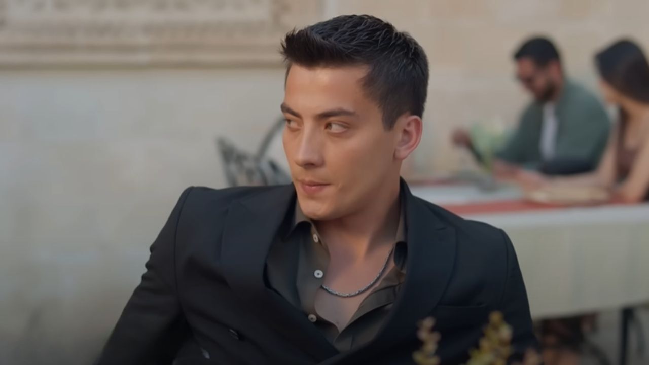 Atakan Özkaya 4