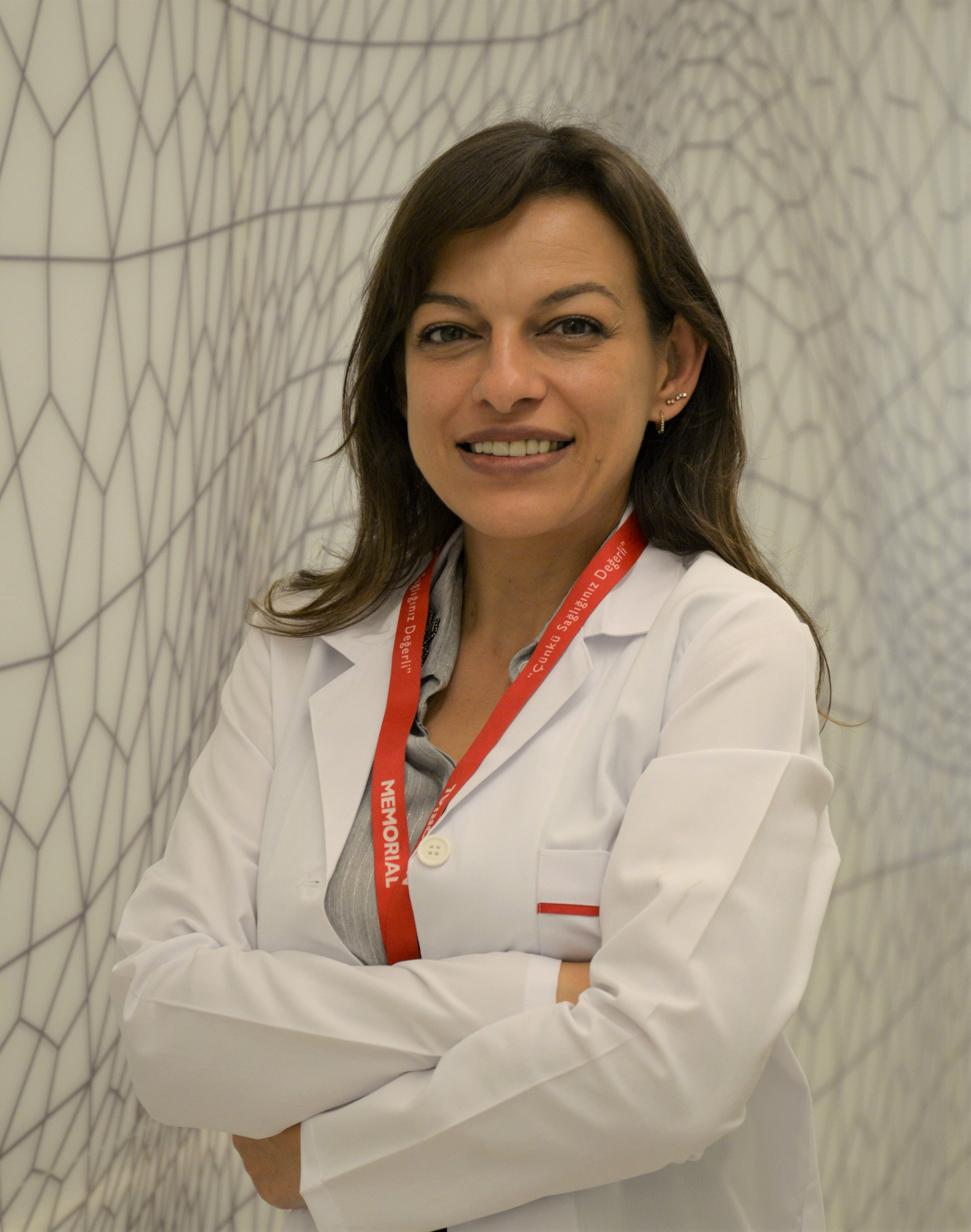 Doç. Dr. Nur Şener 1.Jpg