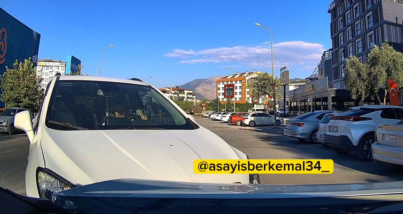 Ekran Görüntüsü 2026 08 12 225026