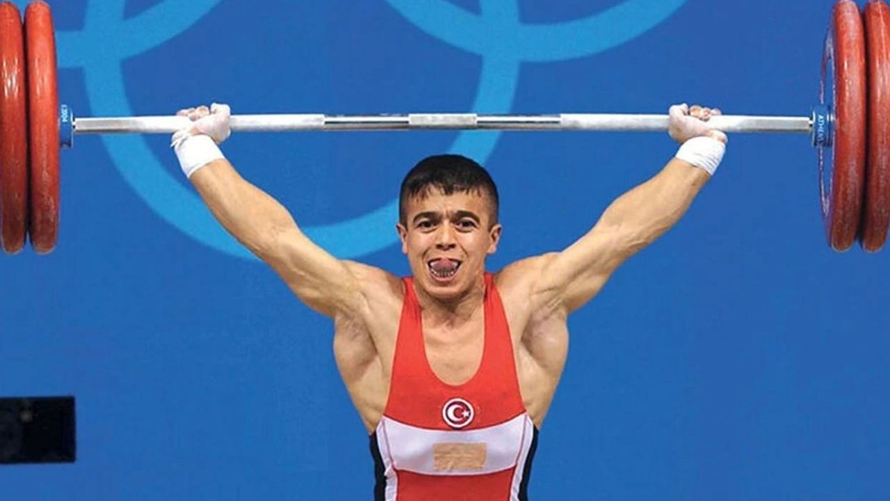 3 Olimpiyat şampiyonu efsane halterci Halil Mutlu'nun haltere başlama hikayesi