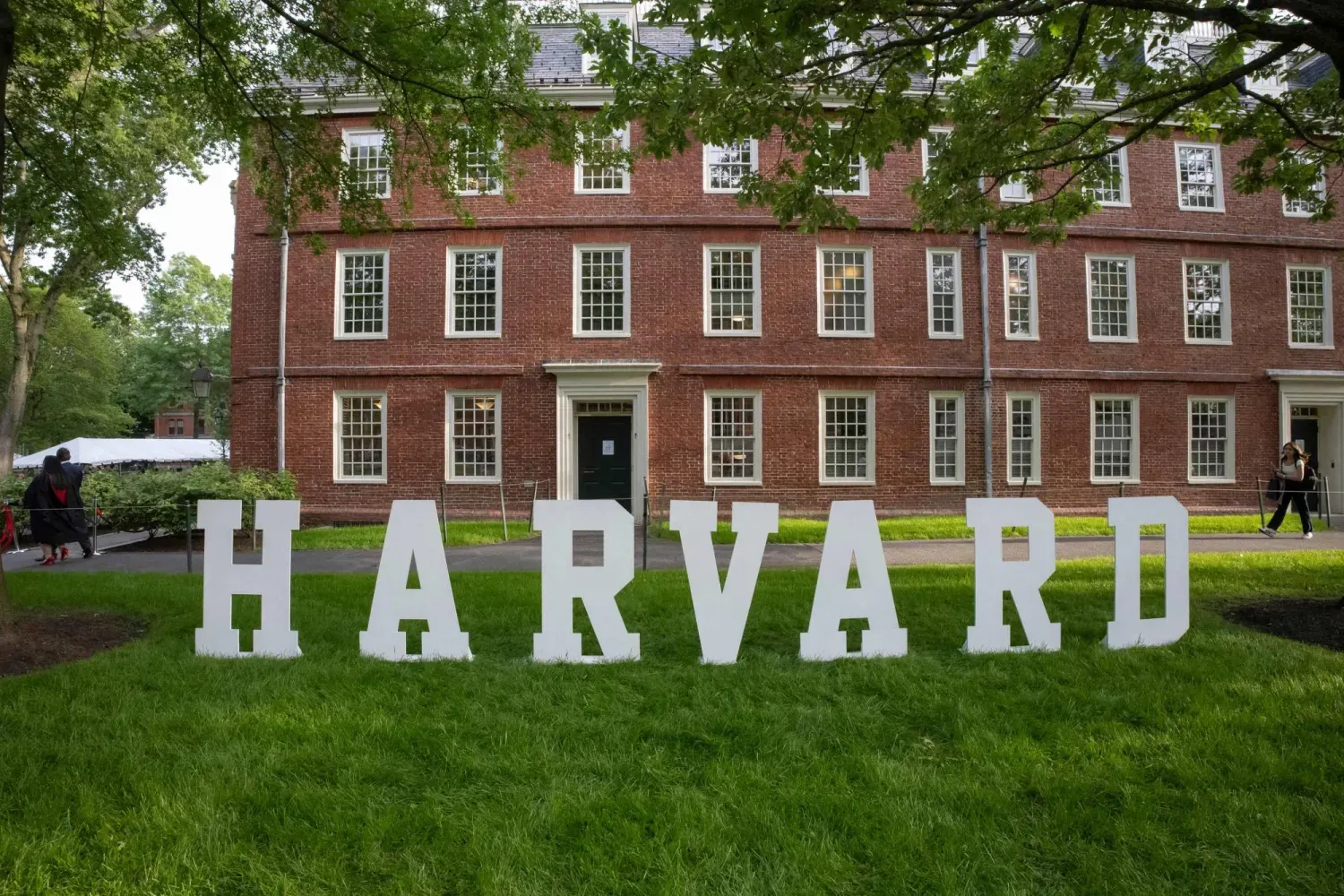 Harvard 1