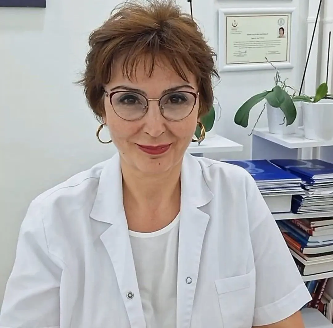 Nur Topcu 1