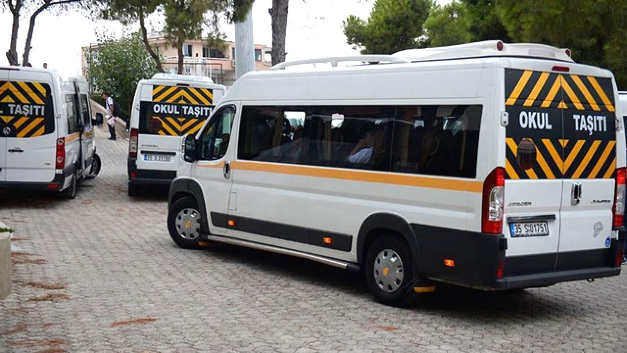 Okul Servisi Aa 1637214