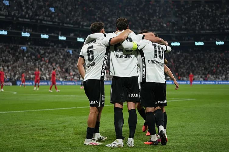 0X0 Son Dakika Haberi Besiktasin Uefa Avrupa Ligi Kadrosu Aciklandi O Isim Listede Yok 1788464649197