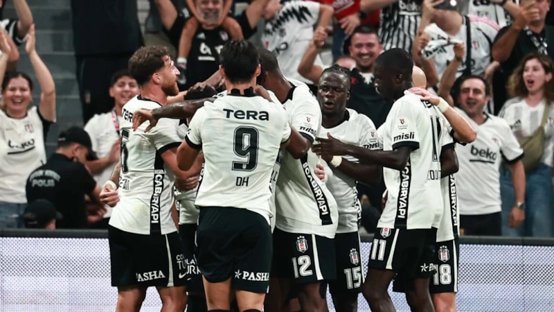 Beşiktaş'ta Leandro Trossard ve Dusan Vlahovic endişesi