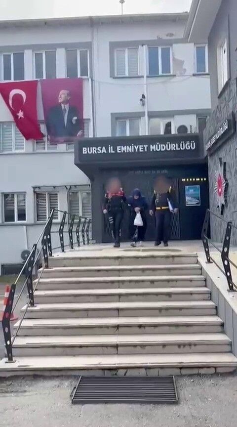 eşini öldürdü