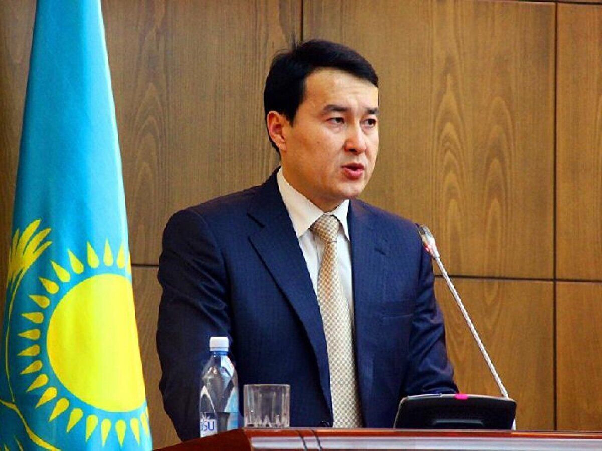 Alihan Smailov