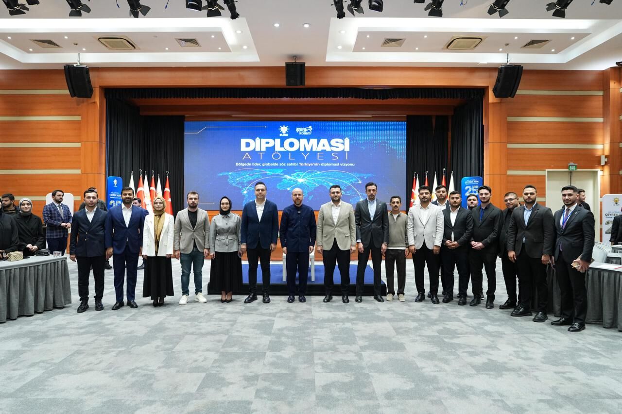 Bilal Erdoğan 2027 İspanya Süper Kupası Sivil Diplomasi Sayesinde İstanbul'da Düzenlenecek 2