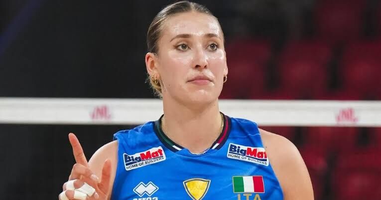 Ekaterina Antropova Kimdir? Filenin Sultanları'nın Avrupa Şampiyonu Olduğu Finalde İtalya'nın Yıldızının Takımı 2