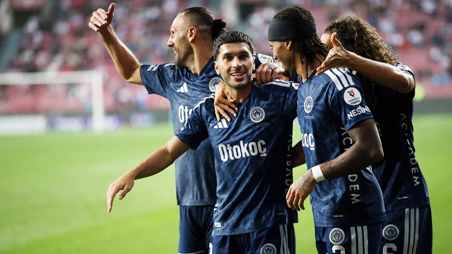 Fenerbahce 2 968969