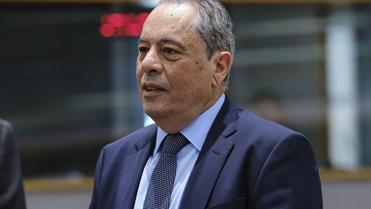 Gkry Savunma Bakanı Vasilis Palmas