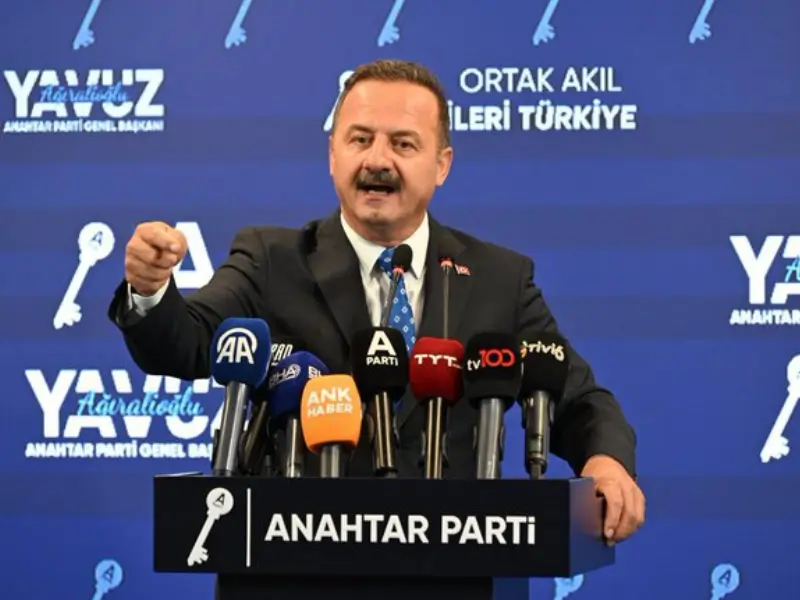 Yavuz Ağıralioğlu’ndan dikkat çeken Kürtçe çıkışı: “Milletimizin dilidir”