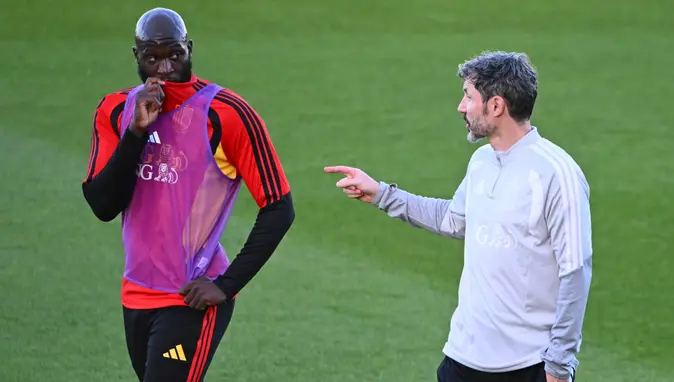 Mark van Bommel'den Romelu Lukaku açıklaması