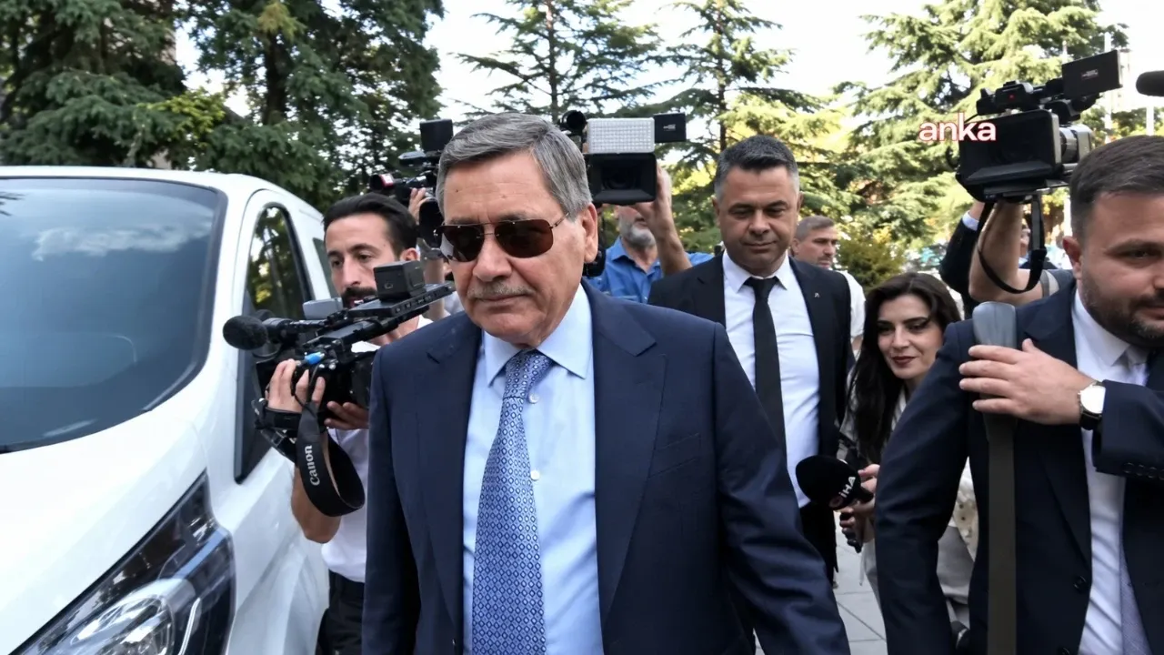Melih Gokcek 7-1