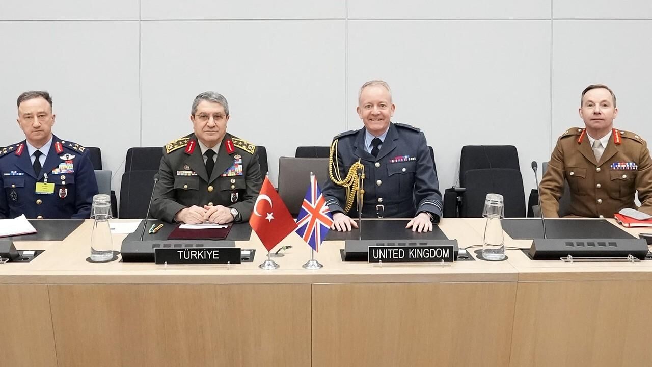 Nato Selçuk Bayraktaroğlu 1
