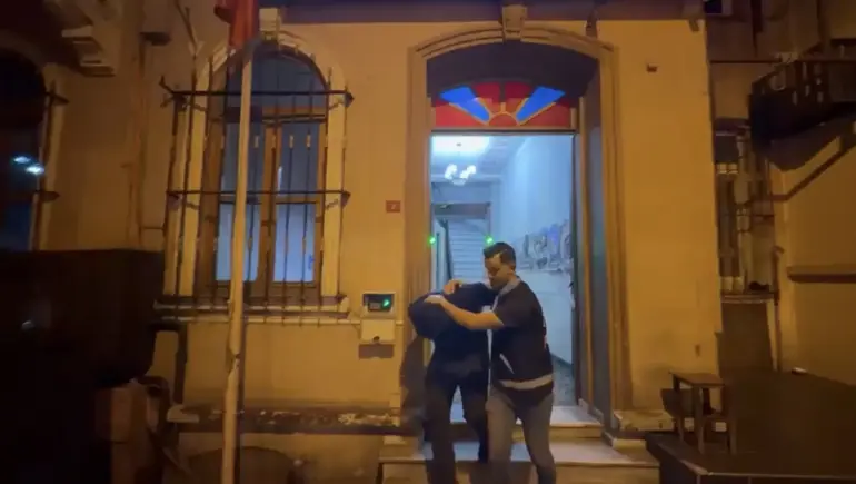 Saldırı 3-8