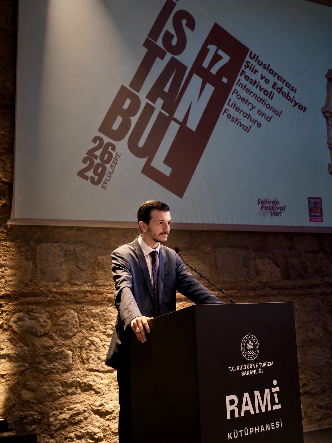 Şiirin Kalbi İstanbul’da Atıyor! 17. Uluslararası Şiir Ve Edebiyat Festivali Başladıı