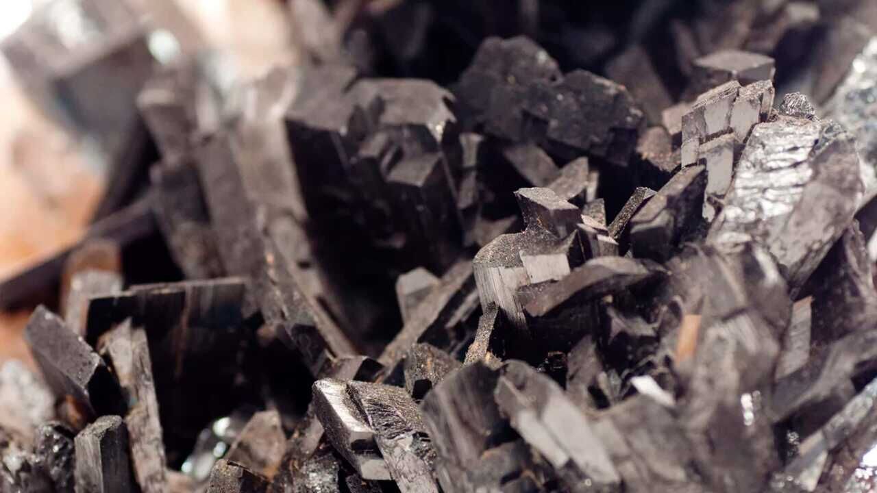 Tungsten 1