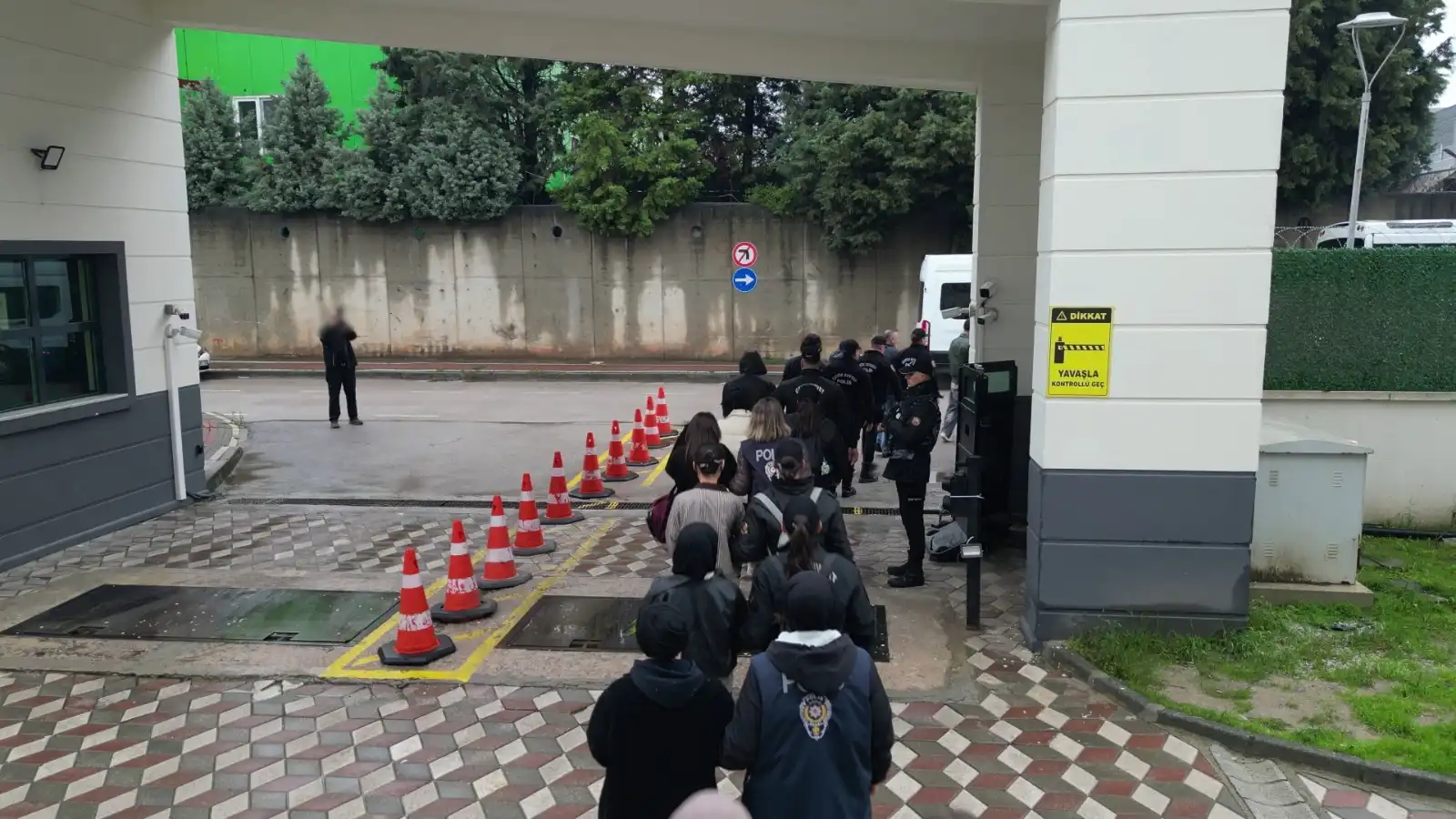 16 Ilde Yasa Dışı Bahis Operasyonu (2)