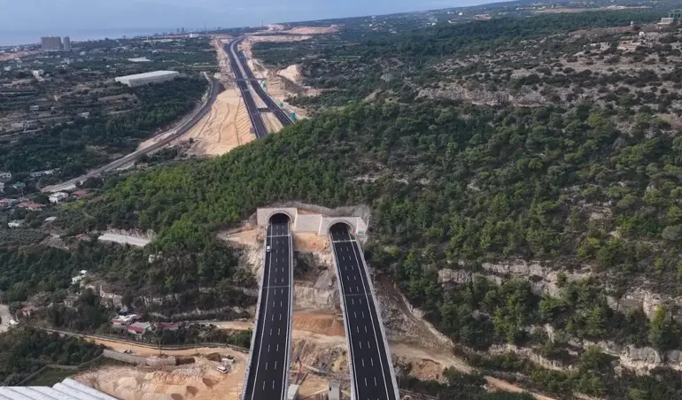 “2,5 Saatli̇k Yolculuk 18 Daki̇kaya Düşecek”
