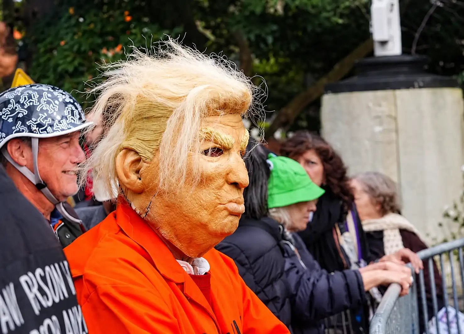 Abd’de “Krallara Hayır” Protestoları Trump Yönetimine Tepki5